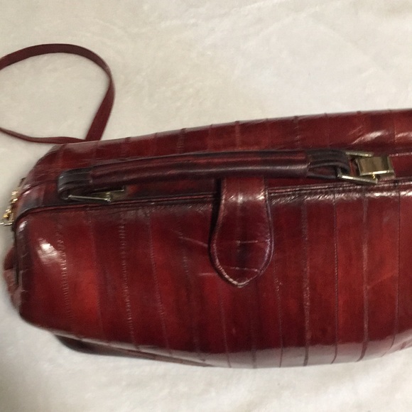 Burgundy eel skin satchel handbag short handle shoulder strap & matching wallet - Picture 14 of 14